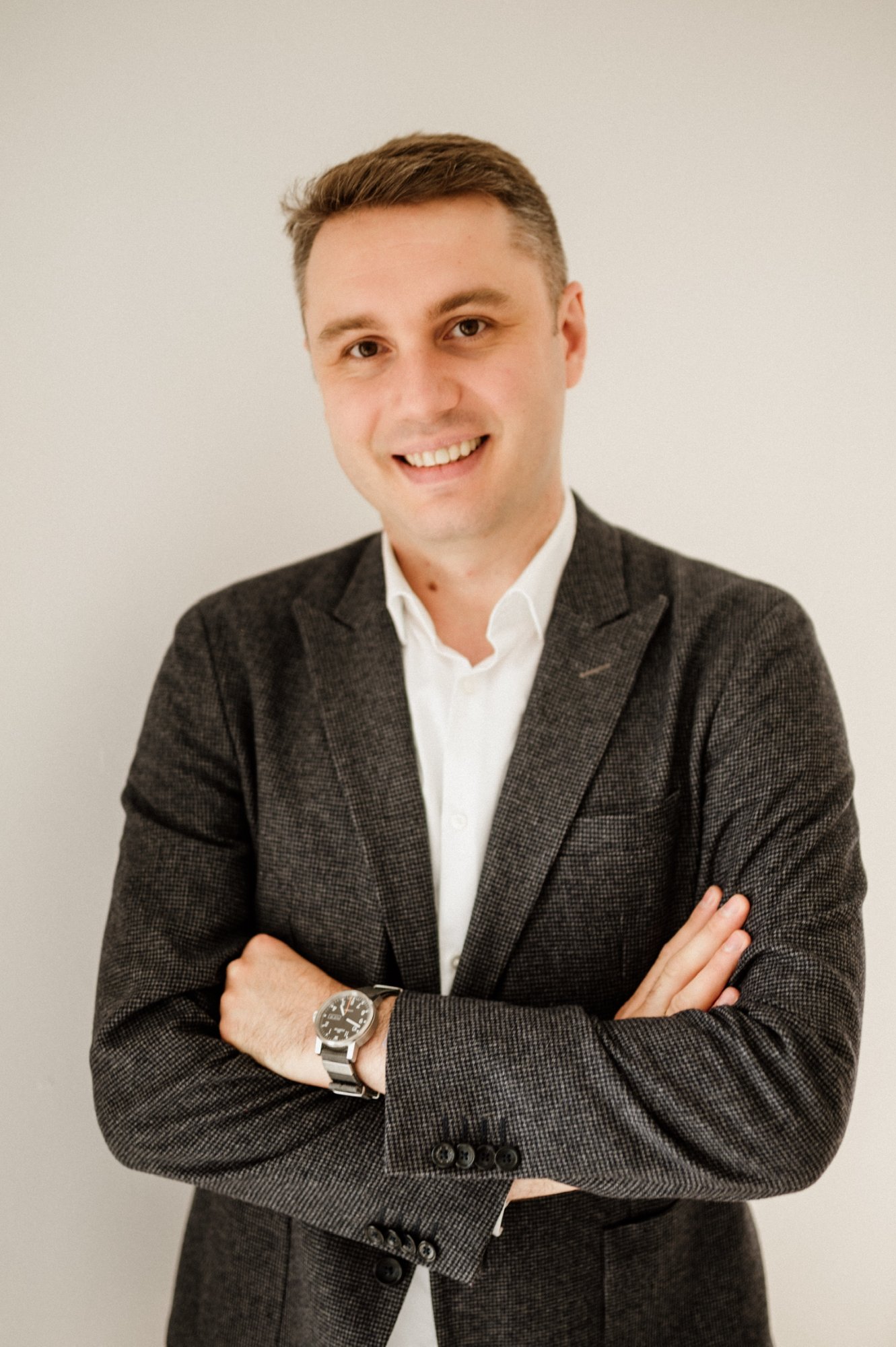 Dr. Zsolt Szövérfi portret